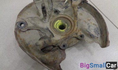 Кулак поворотный задний правый от Mercedes-Benz E-Klass W210 1995-2002